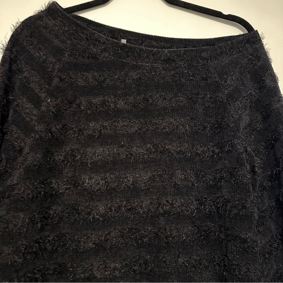 1.State black sweater size S - Picture 2 of 6